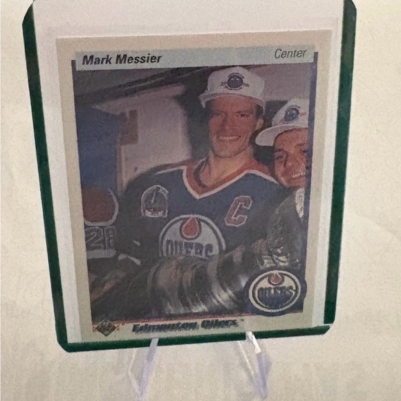 Upper Deck Other - Edmonton Oilers Trading Card - Mark Messier